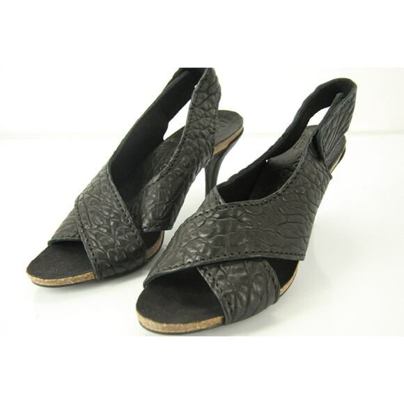 Pedro Garcia Black Leather Maggie Wide Strap Sandals - Picture 3 of 12